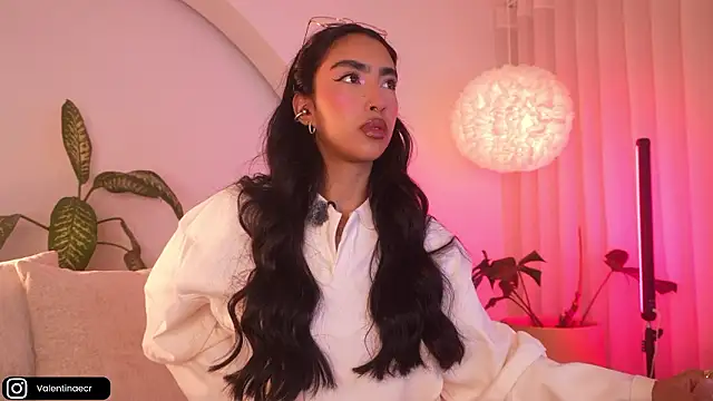 Snapshot of Kali-hill chatting on March 15, 2026, 7:26 am Kali-hill online show from March 15, 2026, 7:26 am