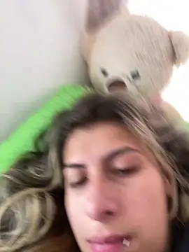 Candy Lennon online show from March 18, 2026, 4:19 pm