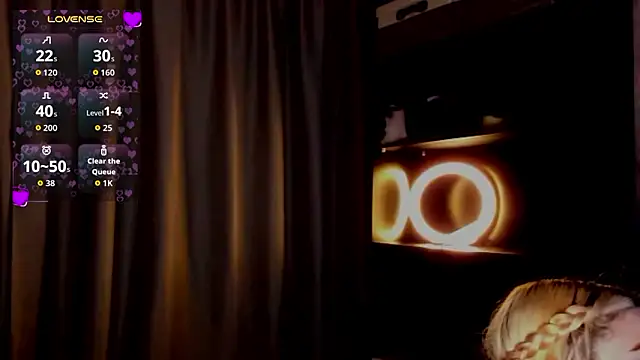 Snapshot of Melliissa chatting on March 13, 2026, 9:42 pm Melliissa online show from March 13, 2026, 9:42 pm