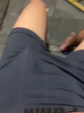 Snapshot of Rikellmee_ chatting on March 22, 2026, 5:53 am Rikellmee online show from March 22, 2026, 5:53 am