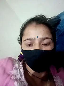 Vandana122 online show from March 26, 2026, 6:06 pm