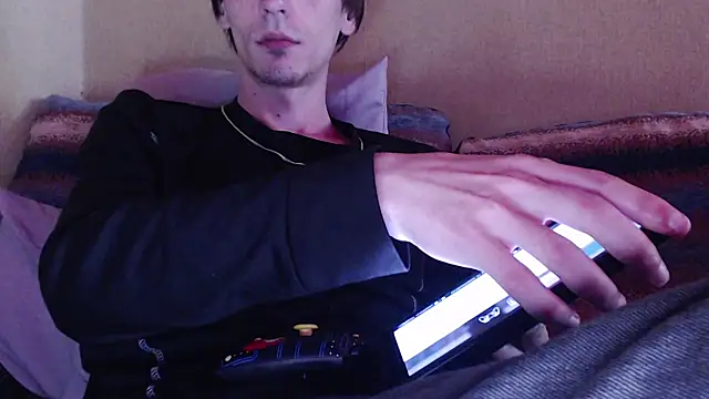 Samuel Skywalker online show from May 14, 2026, 9:06 am