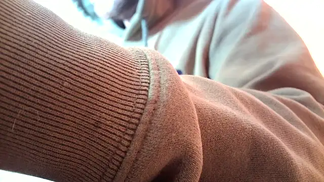 Snapshot of truble78 chatting on March 4, 2026, 9:17 am truble78 online show from March 4, 2026, 9:17 am