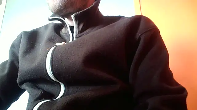 Snapshot of truble78 chatting on March 17, 2026, 10:40 am truble78 online show from March 17, 2026, 10:40 am