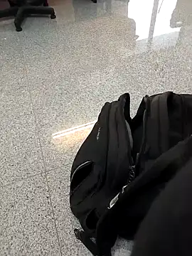 Snapshot of truble78 chatting on April 3, 2026, 9:16 am truble78 online show from April 3, 2026, 9:16 am