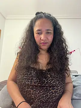 CrystalIvy online show from March 21, 2026, 11:25 am