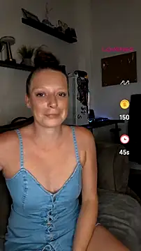 ZaramourXMrX online show from July 16, 2026, 7:00 pm