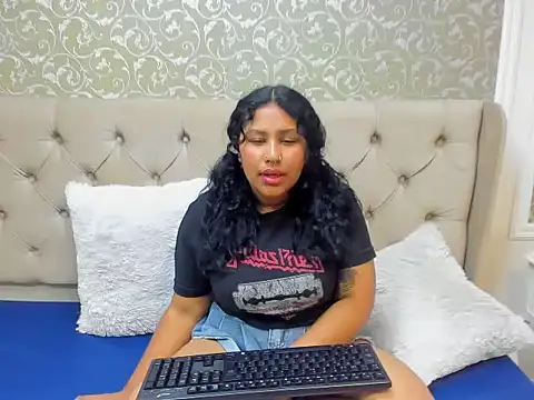 Snapshot of Sophia_Cook_ chatting on February 20, 2026, 6:26 am Sophia Cook online show from February 20, 2026, 6:26 am