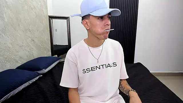 Mick-lollipop online show from February 24, 2026, 7:26 pm