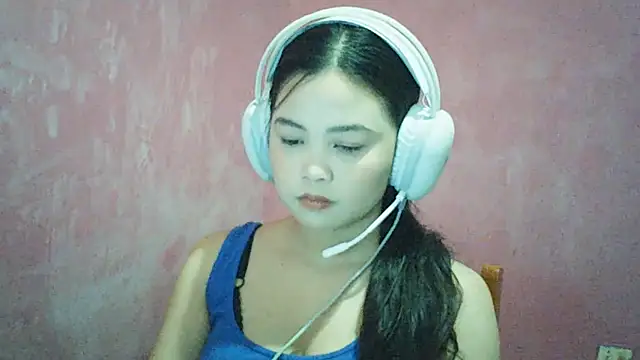 DessertFlower online show from June 11, 2026, 3:03 am