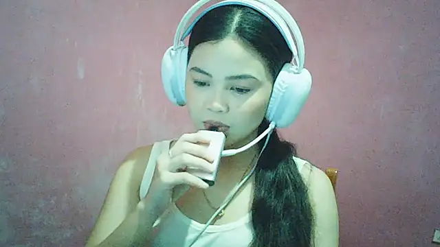 DessertFlower online show from June 7, 2026, 3:45 am