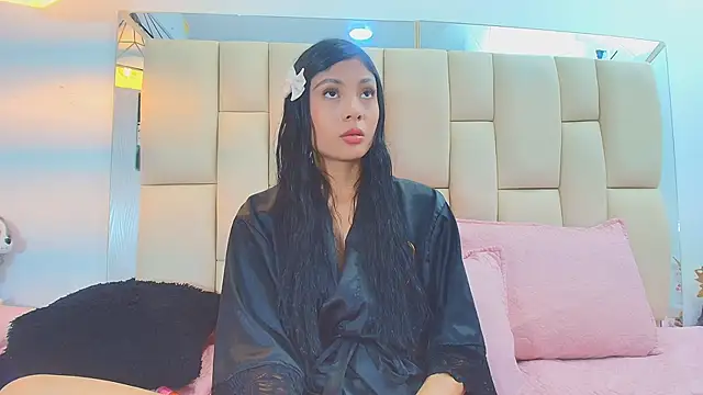 Lana Sliim online show from March 6, 2026, 12:11 pm