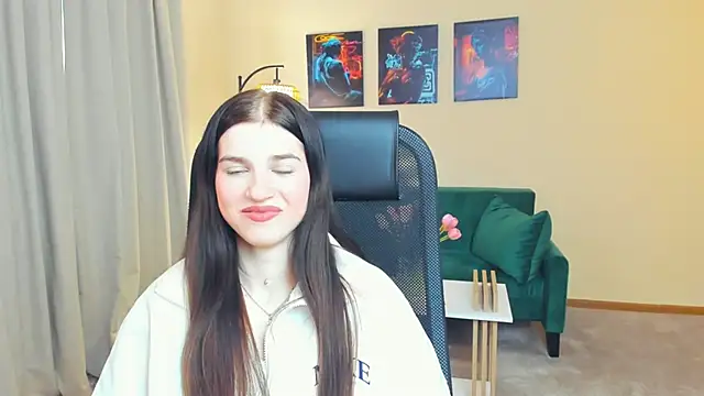 Snapshot of ThanhTines chatting on February 20, 2026, 12:29 pm ThanhTines online show from February 20, 2026, 12:29 pm