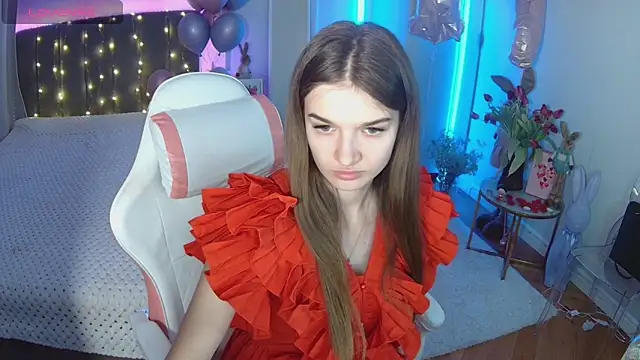 Snapshot of Ann_Wood chatting on March 15, 2026, 7:48 am Ann Wood online show from March 15, 2026, 7:48 am