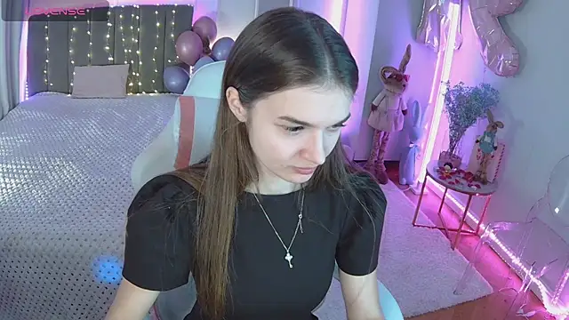 Snapshot of Ann_Wood chatting on April 4, 2026, 8:32 am Ann Wood online show from April 4, 2026, 8:32 am