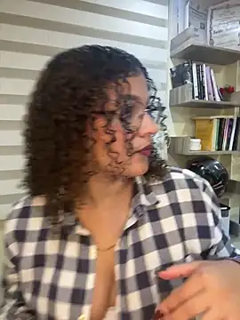 Snapshot of KendyLove_ chatting on June 14, 2026, 5:30 am KendyLove online show from June 14, 2026, 5:30 am