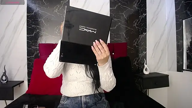 Snapshot of SofiaMoreno_ chatting on April 9, 2026, 1:50 pm SofiaMoreno online show from April 9, 2026, 1:50 pm