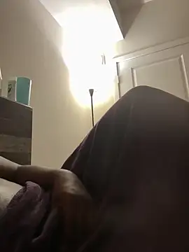 Snapshot of makeherfeelg chatting on February 24, 2026, 6:14 am makeherfeelg online show from February 24, 2026, 6:14 am