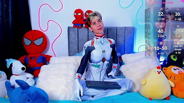 Snapshot of Callum_777 chatting on April 8, 2026, 5:36 pm Callum 777 online show from April 8, 2026, 5:36 pm