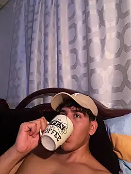 Snapshot of Alejandrososas chatting on March 19, 2026, 3:34 pm Alejandrososas online show from March 19, 2026, 3:34 pm