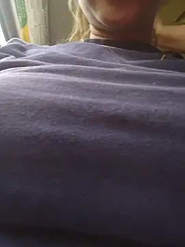 mar coral2 online show from March 11, 2026, 6:24 pm