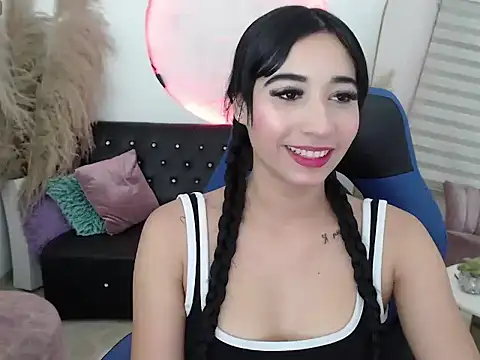 ivvoncute online show from April 19, 2026, 4:24 am