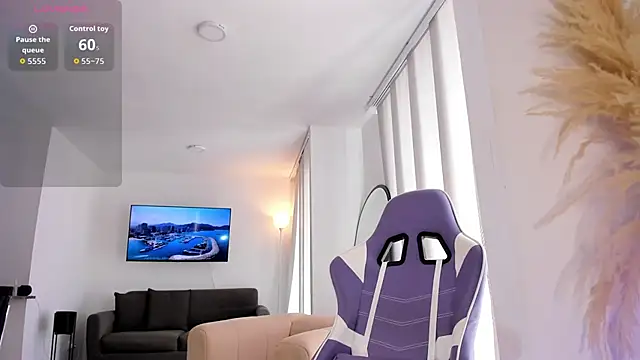 sofiawiliams online show from March 31, 2026, 12:40 pm