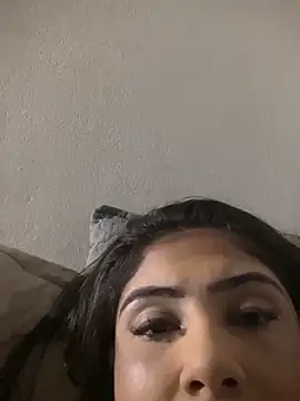 Lonely bitch online show from February 20, 2026, 5:26 am