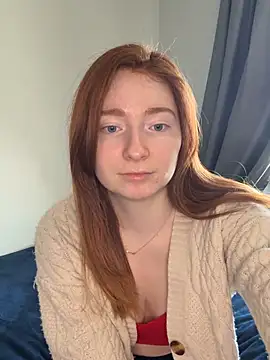 HoneyBunny18 online show from March 11, 2026, 11:15 am