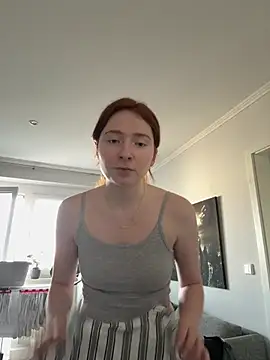 HoneyBunny18 online show from February 26, 2026, 1:22 pm