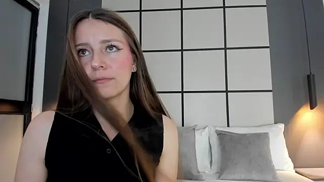 Snapshot of elaia_bridge chatting on April 9, 2026, 7:09 pm elaia bridge online show from April 9, 2026, 7:09 pm