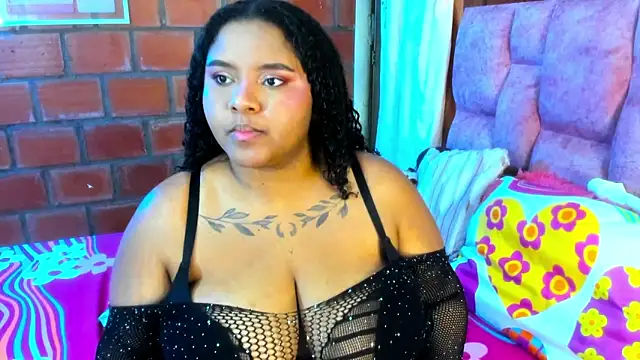 Valentina belmont online show from May 22, 2026, 2:20 am