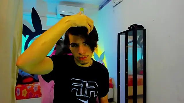 Bad bunnyy  online show from April 7, 2026, 12:07 pm