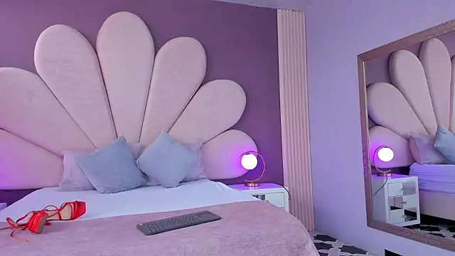 EmiilyRousee online show from March 3, 2026, 4:36 pm