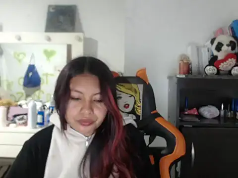 dulcecandy1919 online show from March 7, 2026, 4:08 am