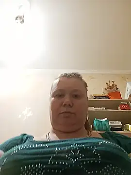 KiraStanton online show from June 1, 2026, 8:41 pm