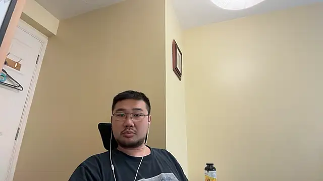 jasonryu2025 online show from May 10, 2026, 2:19 pm