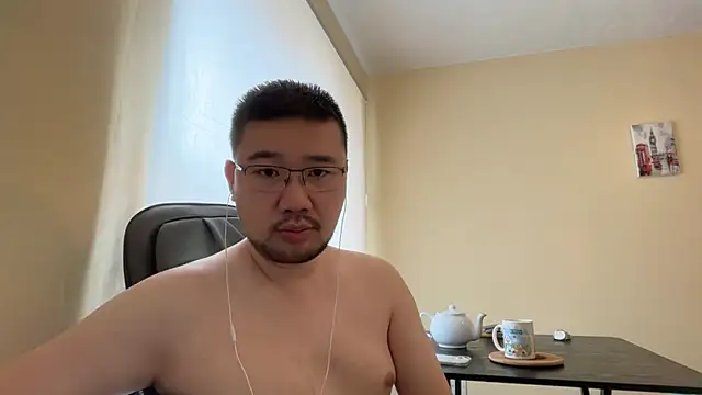 jasonryu2025 online show from March 12, 2026, 9:02 am