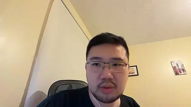 jasonryu2025 online show from March 19, 2026, 6:52 pm