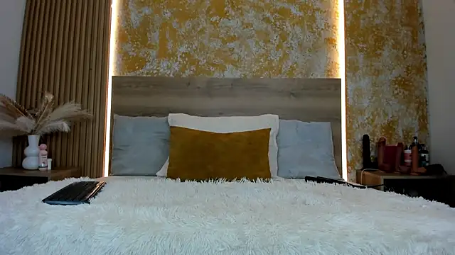 Snapshot of julietta_pink chatting on March 30, 2026, 11:33 am julietta pink online show from March 30, 2026, 11:33 am