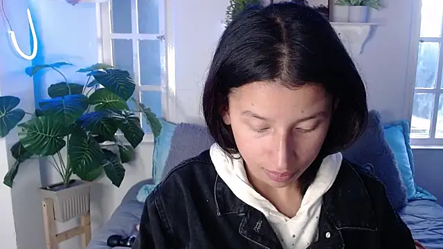 Snapshot of milk_chloe_ chatting on March 20, 2026, 1:34 pm milk chloe online show from March 20, 2026, 1:34 pm