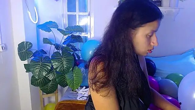 Snapshot of milk_chloe_ chatting on March 23, 2026, 1:22 pm milk chloe online show from March 23, 2026, 1:22 pm