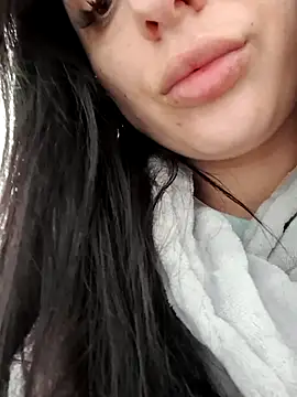 halii21 online show from February 22, 2026, 2:08 pm