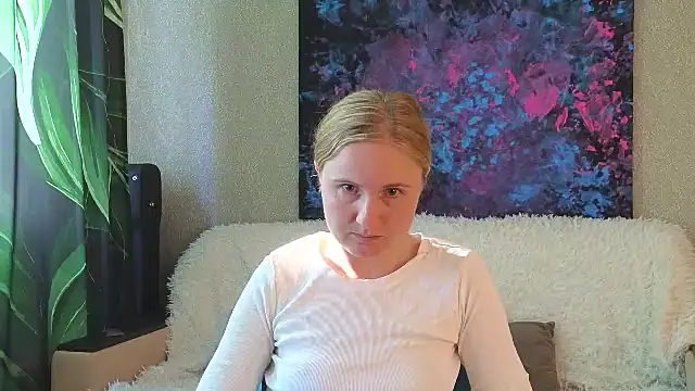 Lanavi Smile online show from July 17, 2026, 6:10 am