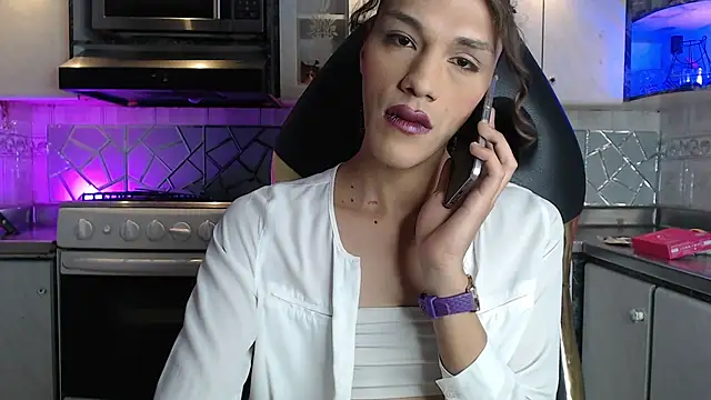CrisOzzz online show from May 1, 2026, 5:51 pm