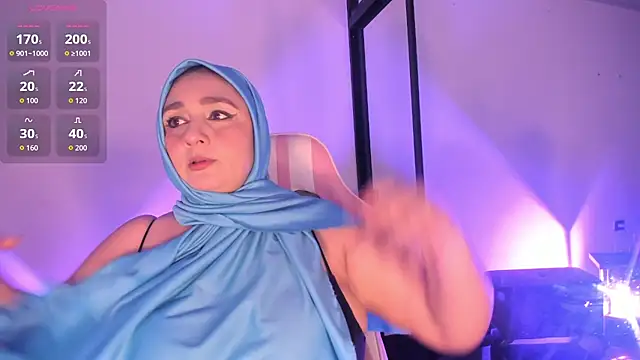 HijabiMilff online show from August 5, 2026, 1:38 pm