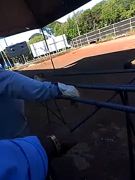 maurofoz26 online show from February 25, 2026, 12:05 pm