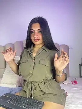 celeste z online show from May 15, 2026, 1:31 pm
