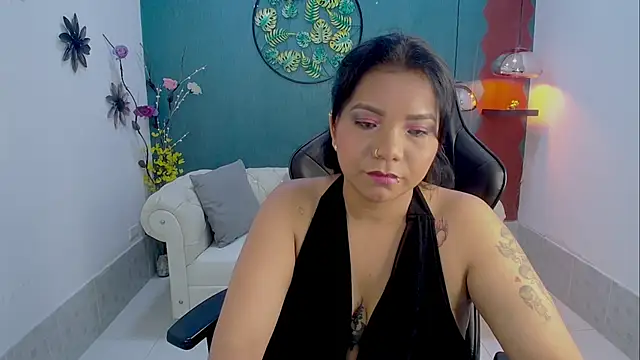Snapshot of Elizabeth_Suan_ chatting on February 23, 2026, 12:17 pm Elizabeth Suan online show from February 23, 2026, 12:17 pm