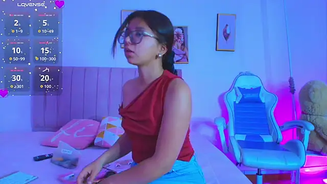 Snapshot of Zoow_bluussh chatting on February 26, 2026, 12:16 pm Zoow bluussh online show from February 26, 2026, 12:16 pm